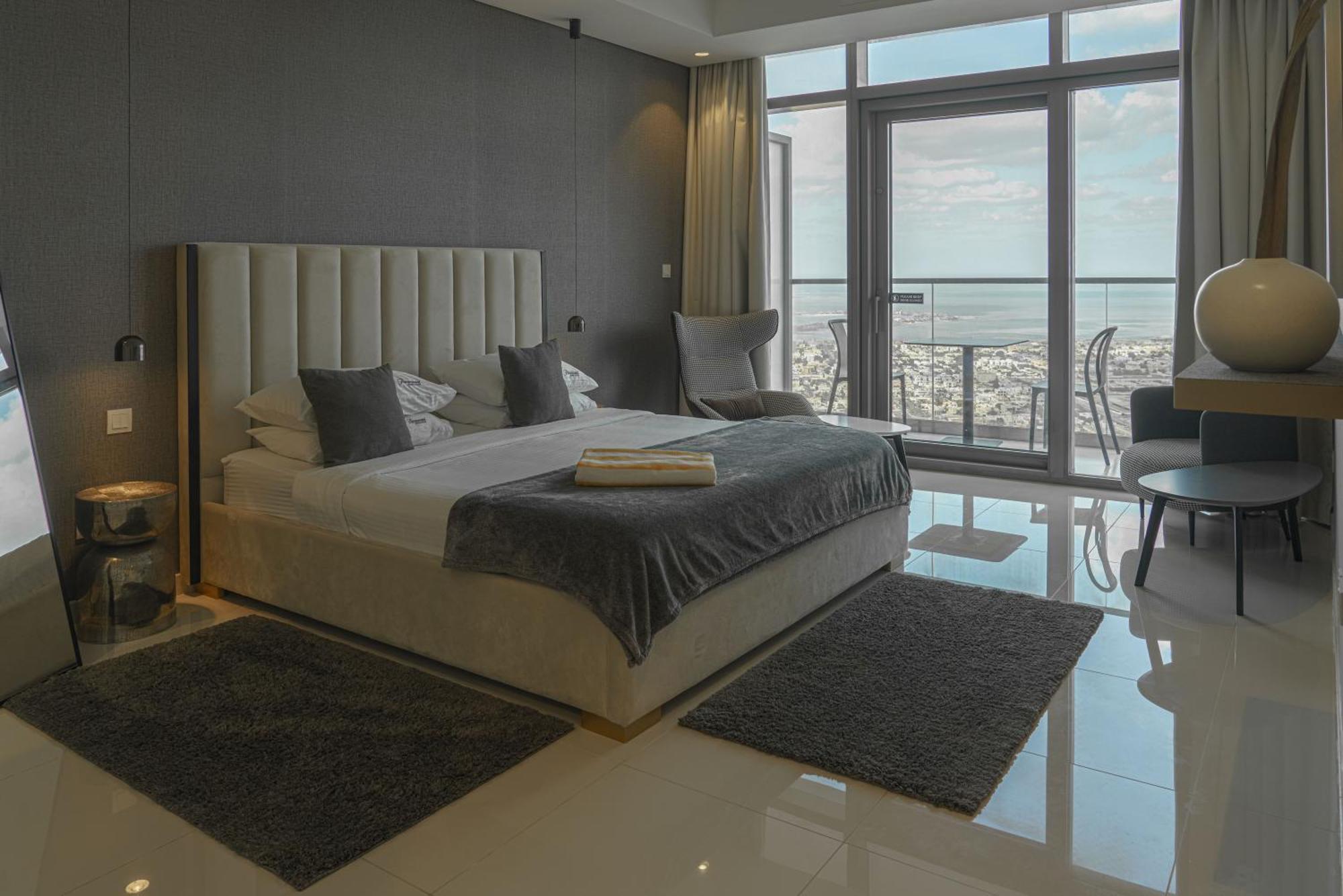 Paramount Tower Hotel And Residences With Infinity Sky Pool Dubaj Zewnętrze zdjęcie