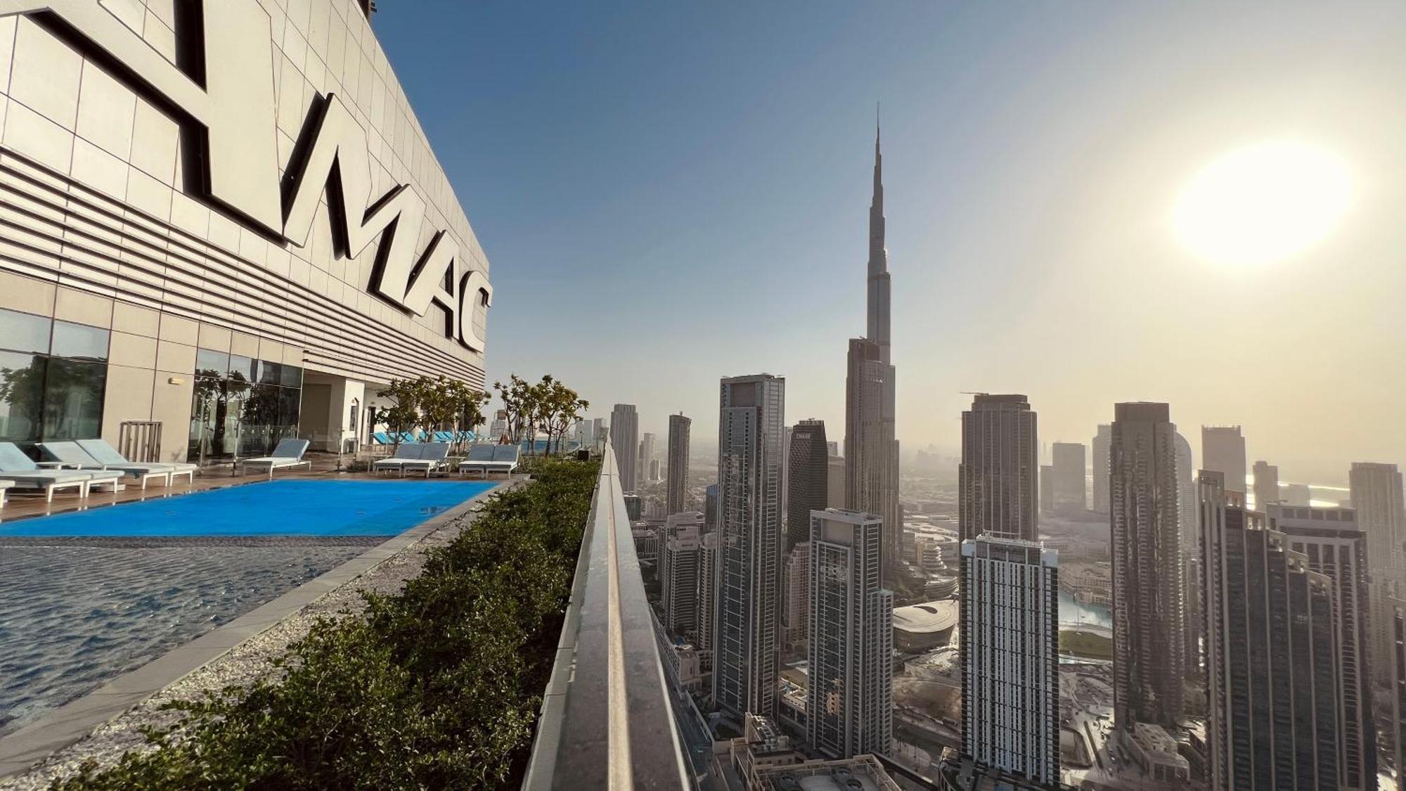 Paramount Tower Hotel And Residences With Infinity Sky Pool Dubaj Zewnętrze zdjęcie